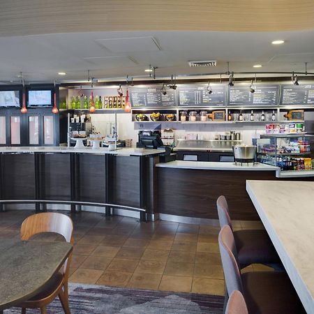 Courtyard By Marriott Providence Warwick Hotell Eksteriør bilde