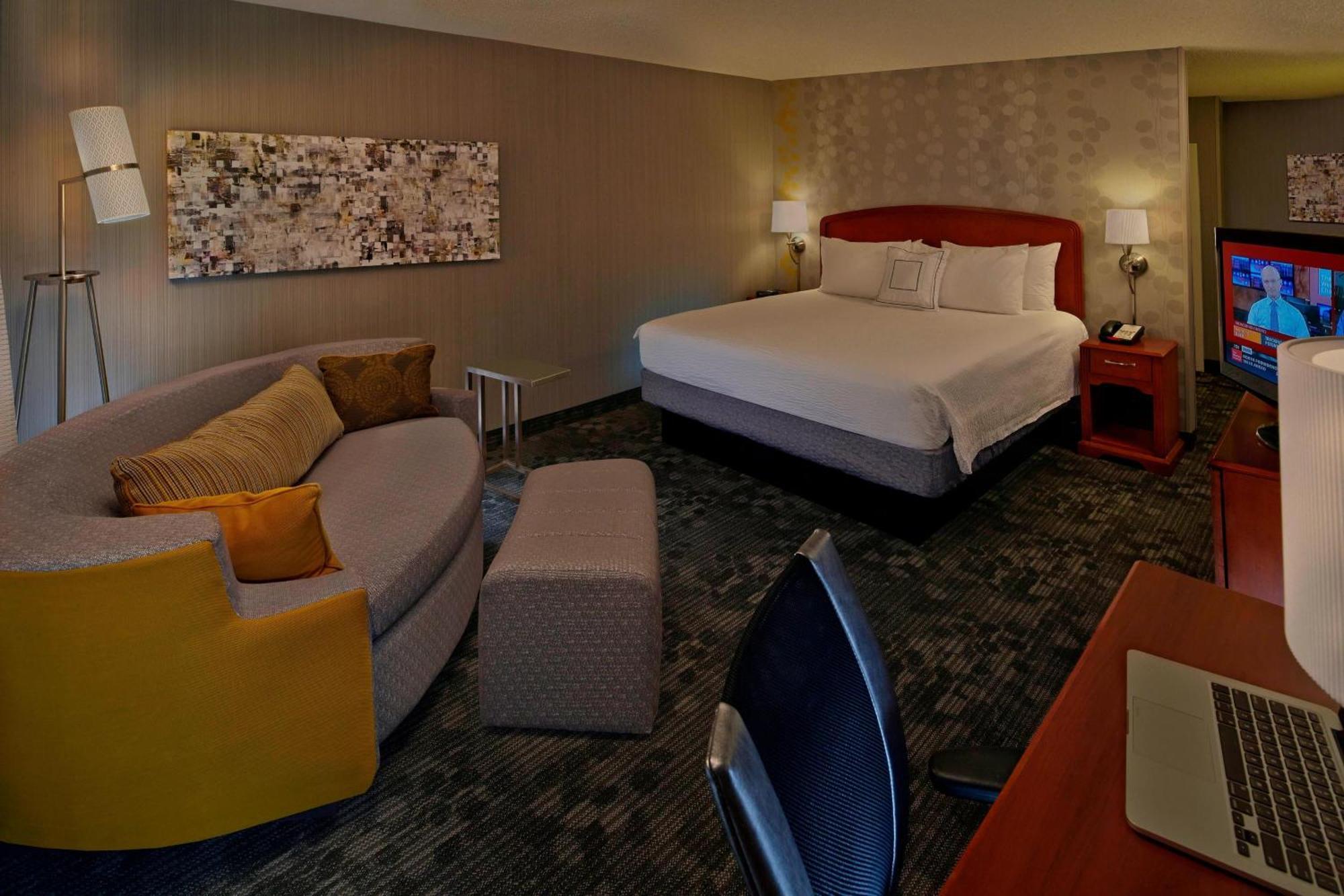 Courtyard By Marriott Providence Warwick Hotell Eksteriør bilde